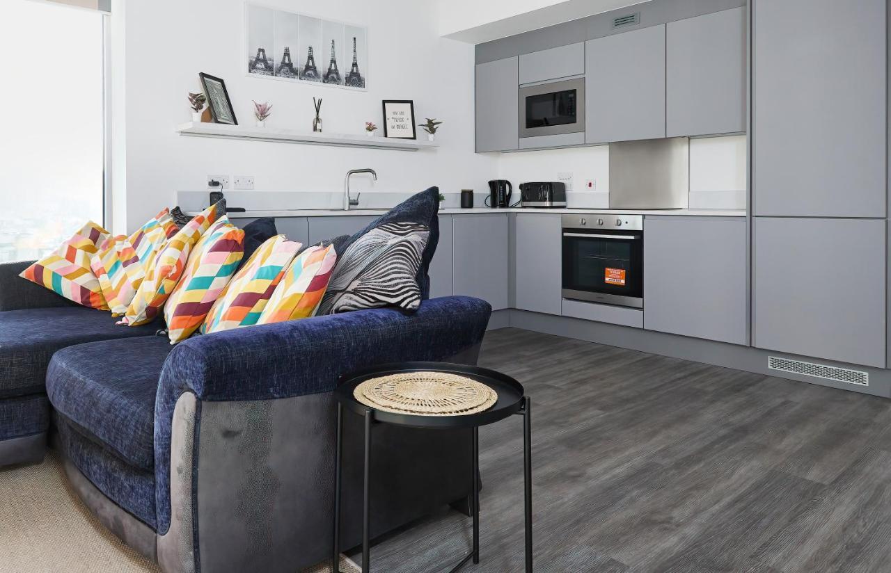 Morden Lovely 3Bedroom Apartment London Abbey Wood Εξωτερικό φωτογραφία