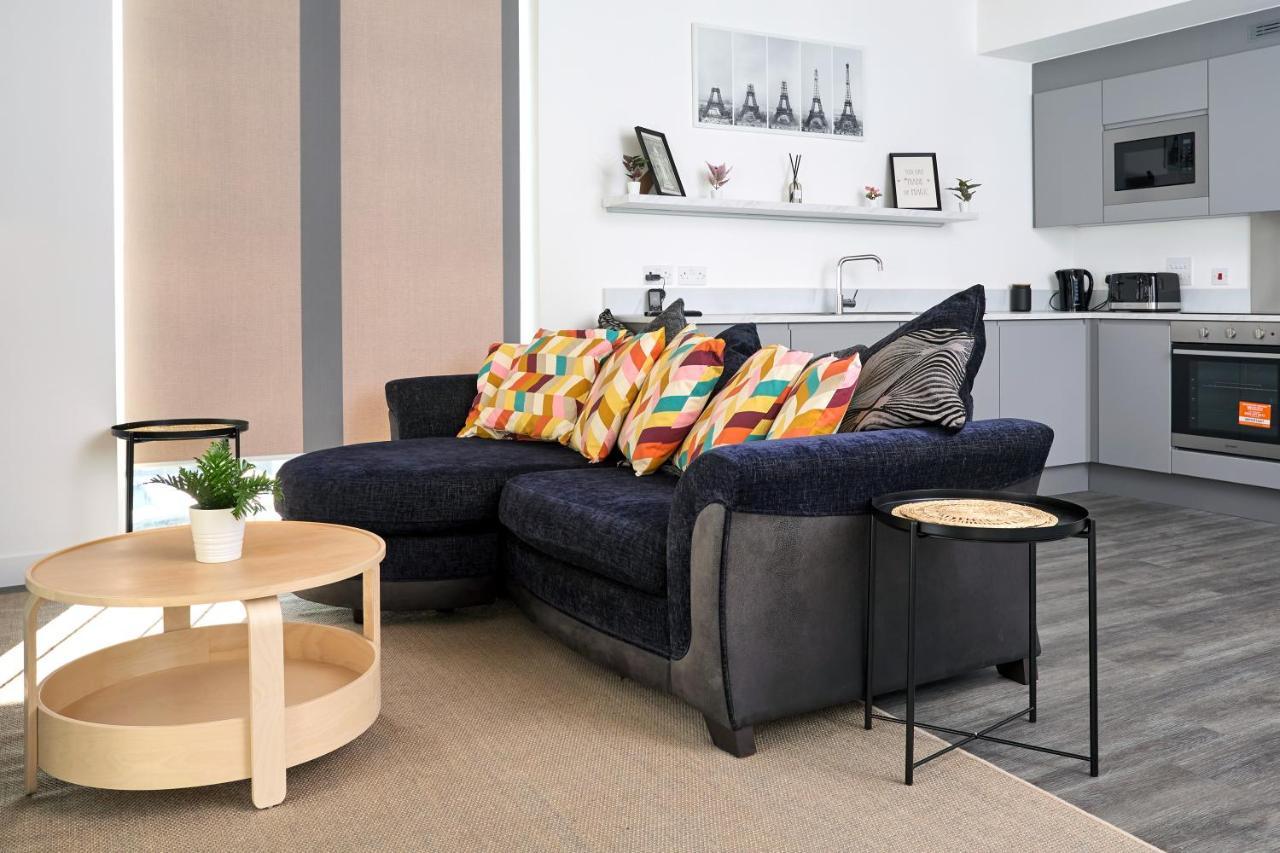 Morden Lovely 3Bedroom Apartment London Abbey Wood Εξωτερικό φωτογραφία