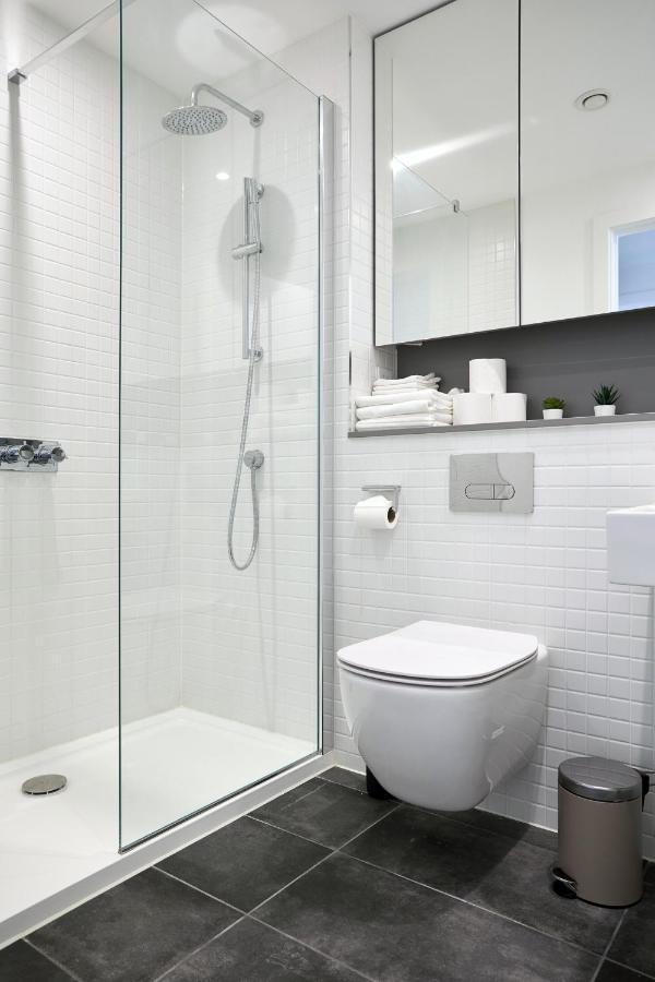 Morden Lovely 3Bedroom Apartment London Abbey Wood Εξωτερικό φωτογραφία